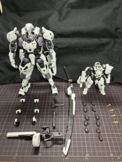 【ジャンク】ヘキサギア　V-THOR、ROOK、ギガンテックアームズ01 セットのサムネイル