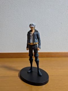 ワンピース トラファルガー・ロー フィギュアのサムネイル