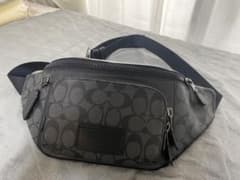COACH シグネチャークロス　ボディバッグのサムネイル