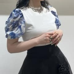 FURFUR 파퍼 소매 시어 컷 풀오버 화이트 FREE