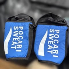 POCARI SWEAT スポーツバッグ 青　2個セットのサムネイル