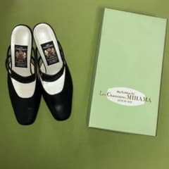 美品　MIHAMA サンダル　24cmのサムネイル
