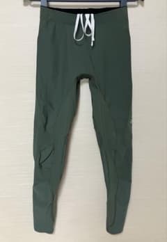 美品・シースリーフィット C3fit インパクトブリーズロングタイツ レディースのサムネイル