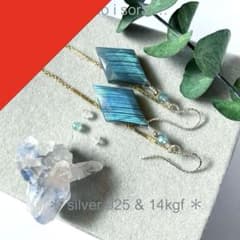 ＊ silver925 14kgf ラブラドライト 天然石ピアス ＊のサムネイル