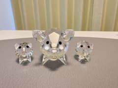 Swarovski クリスタル 子豚 親子 3体セット Swarovski クリスタル 子豚 親子 3体セット - メルカリ