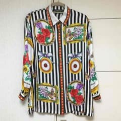処分セール‼️VERSACE shirt ヴェルサーチ シャツのサムネイル