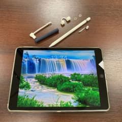 ipad 7 wifi 32BG ＋ apple pencil第一世代セットのサムネイル