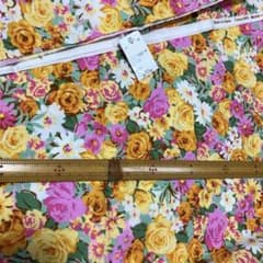 花柄 生地 コットン100% 110cm幅のサムネイル