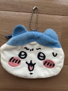 ちいかわ ハチワレ フェイスポーチ（汗かき　呪われ前）のサムネイル