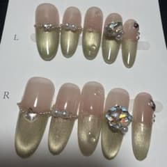 ネイルチップ マグネット ゴールド ビジュー 華やかMサイズのサムネイル