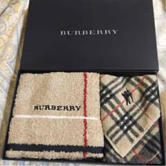 BURBERRYのハンカチのサムネイル