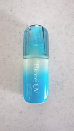 Biore UV アクアリッチ ウォータリーエッセンスのサムネイル