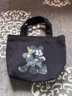 B'z Disney ディズニーコラボ　トートバック B'z × Disney SCENES トートバッグ ミッキー ディズニーコラボ - メルカリ