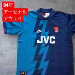 428 NIKE × Arsenal 90sデザイン 半袖ゲームシャツ JVC - メルカリ