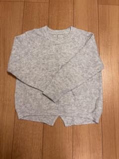 ZARA グレー ニットセーターのサムネイル