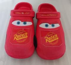 【美品】カーズ クロックス風サンダルのサムネイル
