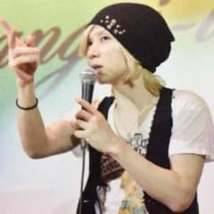 LGB 星型装飾 ニット帽　Yasu着用　名作 ゆき様専用) yasu着用 ニット帽 ルグランブルー LGB好きの方に - メルカリ