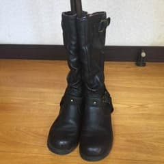 黒いブーツ21cmのサムネイル