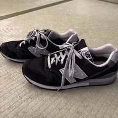 New Balance 996 スニーカー ブラック/グレーのサムネイル
