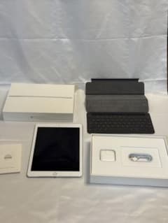 iPad Pro 9.7インチ 2016年 256GB 箱付 キーボード付 iPad Pro 9.7インチ 2016年 256GB 箱付 キーボード付 - メルカリ