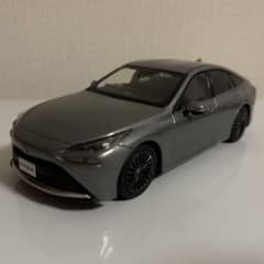 新品 トヨタ MIRAI 非売品 1/30 ミニカー カラーサンプル シルバー
