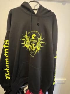 vetements パーカーのサムネイル