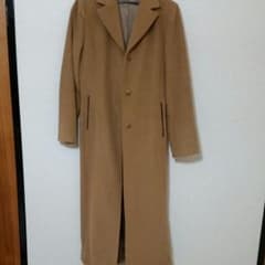 母からもらったロングコートです数回母はきましたが私は体型合わす来ていませんのサムネイル
