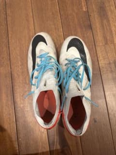Nike スパイクシューズ ホワイト/ブラック/オレンジのサムネイル
