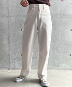 デニムストレートパンツのサムネイル