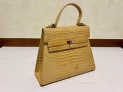 ハンドバッグのサムネイル