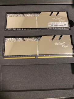 5.6まで G.SKILL DDR4-4000 64GB(32×2） - メルカリ 5.6までG.SKILL DDR4-4000 64GB(32×2）