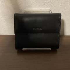 ☆開店セール☆ 未使用品 美品 フルラ ジェニュインレザー ロゴ 折り