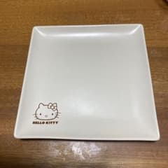 キティちゃん食器【スクエア型】LAWSONのサムネイル