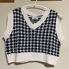 《WEGO》コンパクトニットベストのサムネイル