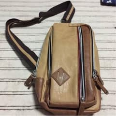 斜めかけバッグのサムネイル