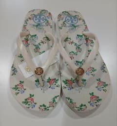 【新品・未使用】TORY BURCH ビーチサンダル 花柄 フラワーのサムネイル