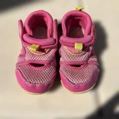 New Balance ベビーサンダル ピンク 13cmのサムネイル