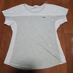 ellesse Lサイズ グレー/ホワイト Tシャツのサムネイル