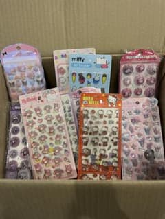 【国内正規品】サンリオ ハローキティ 立体シール まとめ売りのサムネイル