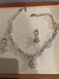 ハンドメイド ビーズネックレス&イヤリングのサムネイル