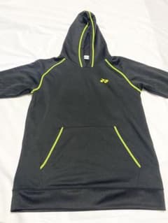 【美品】YONEX ユニスウェットパーカーのサムネイル