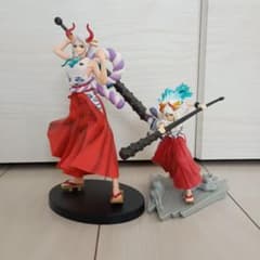 ワンピース ヤマト フィギュア2体セットのサムネイル