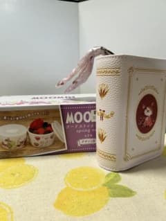 MOOMIN フードストッカー spring ver. ブック型ポーチ