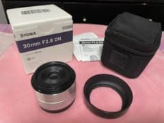 SIGMA 30F2.8 DN  シルバー　中古のサムネイル