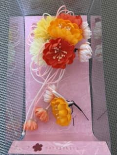 成人式髪飾り 1度使用のみのサムネイル