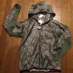新品！adidas☆ウィンドブレーカーのサムネイル
