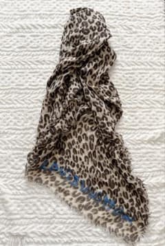 LOUIS VUITTON レオパード　大判ストール カシミヤ70 シルク30 LOUIS VUITTON レオパード 大判ストール カシミヤ70 シルク30 - メルカリ