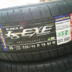 235/45R18   GOODYEAR　LS  EXE  。のサムネイル