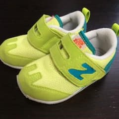 いしづか様専用 ニューバランス 12.5のサムネイル