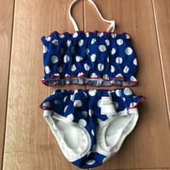 女の子　水着のサムネイル